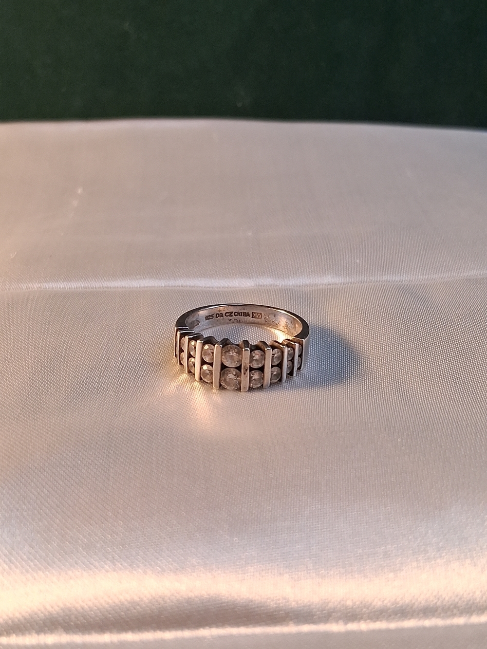 P2. Size8 925 Sterling Silver 925 Double Band Cubic Zirconia Ring Stamped